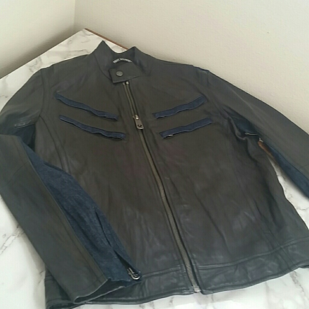 True religion  jacket - Picture 1 of 5